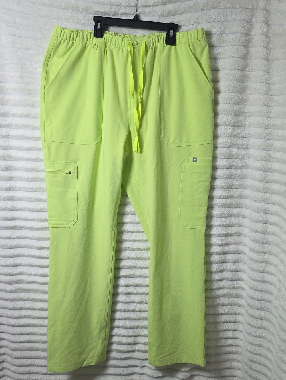 0443 Figs Men's Cargo Drawstring Scrub Pants